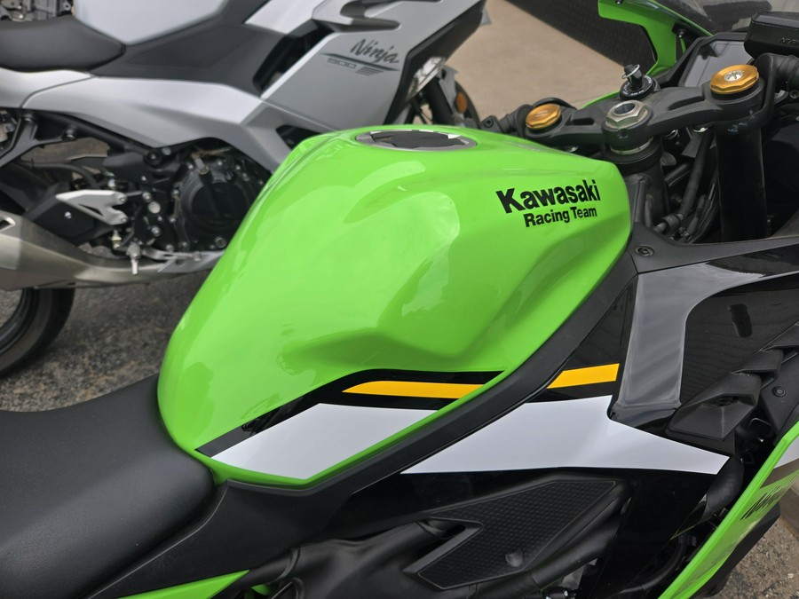 2025 KAWASAKI NINJA ZX4RR ABS