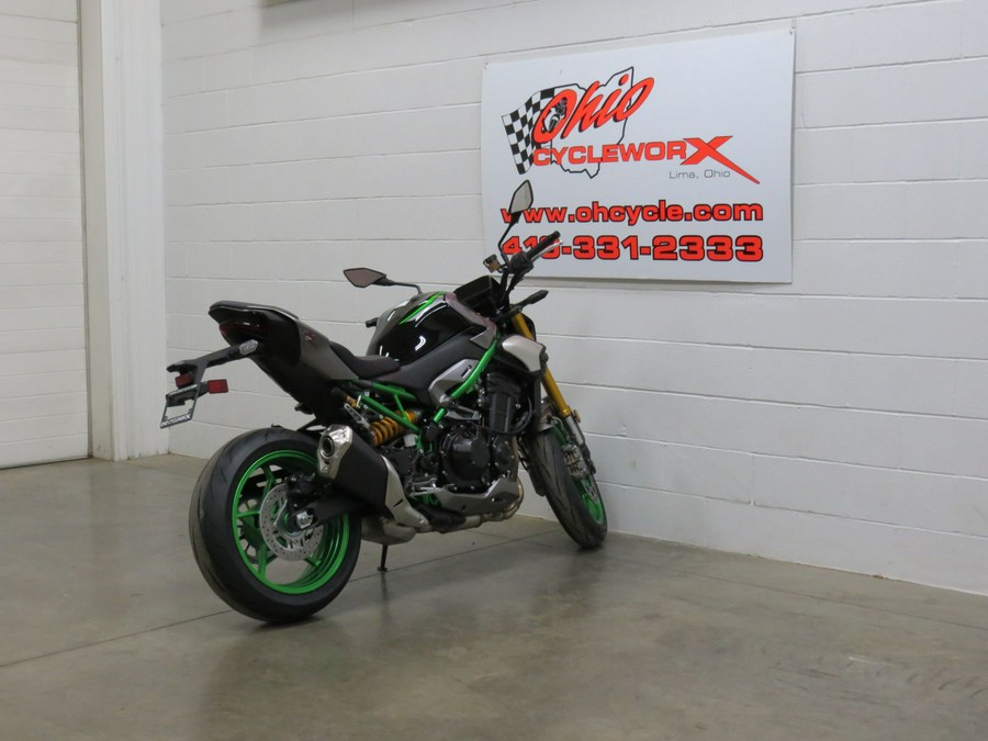 2025 Kawasaki Z900 SE ABS