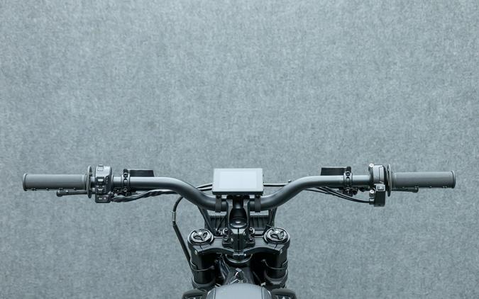 2027 E RIDE PRO SS 4.0 LONG SEAT