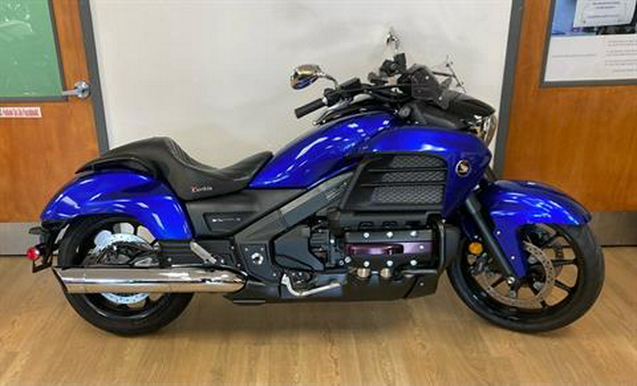 2014 Honda Gold Wing® Valkyrie®