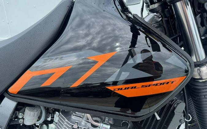 2025 Suzuki DR650S