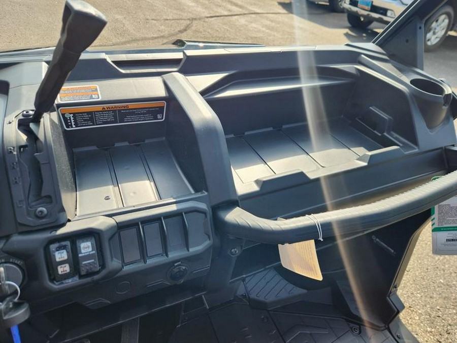 2025 Can-Am® Defender DPS HD9 Stealth Black