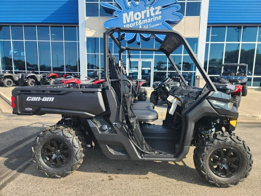 2025 Can-Am® Defender DPS HD9 Stealth Black