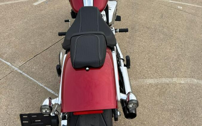 2025 Harley-Davidson Breakout® Brilliant Red