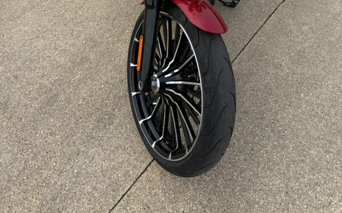 2025 Harley-Davidson Breakout® Brilliant Red