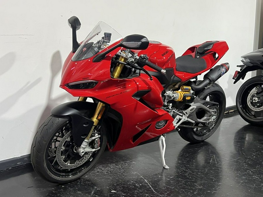2026 Ducati Panigale V2 S V2