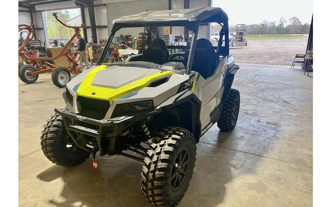 2024 Polaris Industries GENERAL® XP 1000 Sport