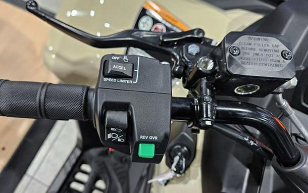 2026 Can-Am Outlander Pro XU HD5