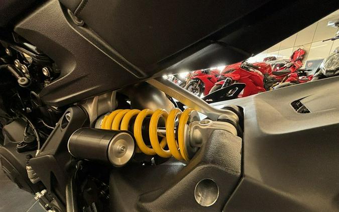 2022 Ducati Diavel 1260 Dark Stealth