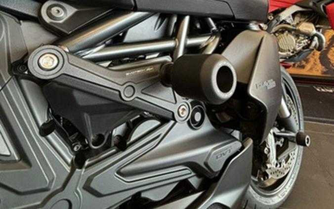 2022 Ducati Diavel 1260 Dark Stealth