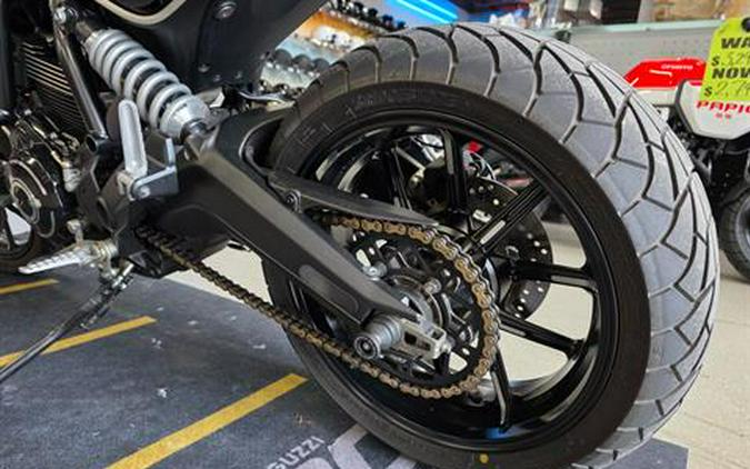 2022 Ducati Scrambler Icon Dark