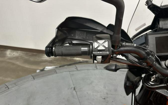 2024 KTM Adventure 390
