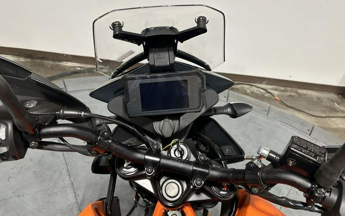 2024 KTM Adventure 390