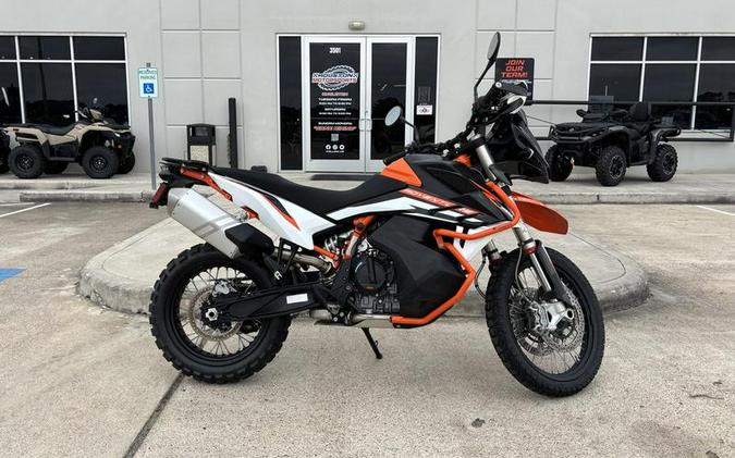 2022 KTM 890 Adventure R
