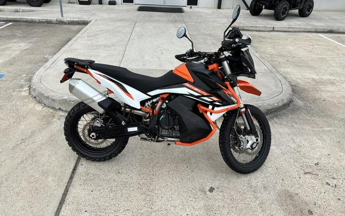 2022 KTM 890 Adventure R