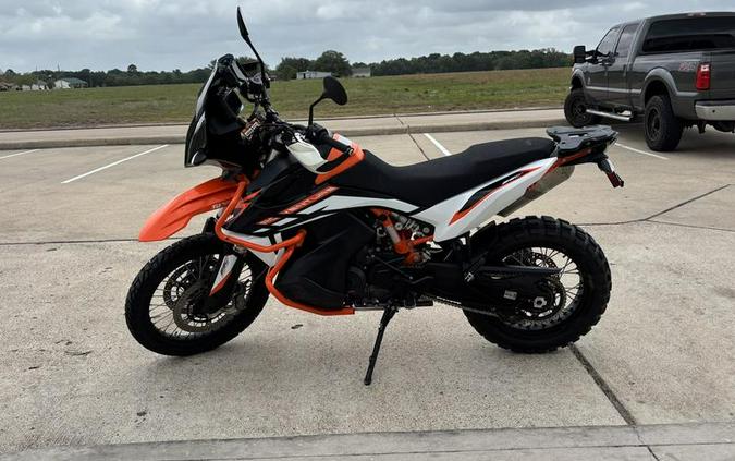 2022 KTM 890 Adventure R