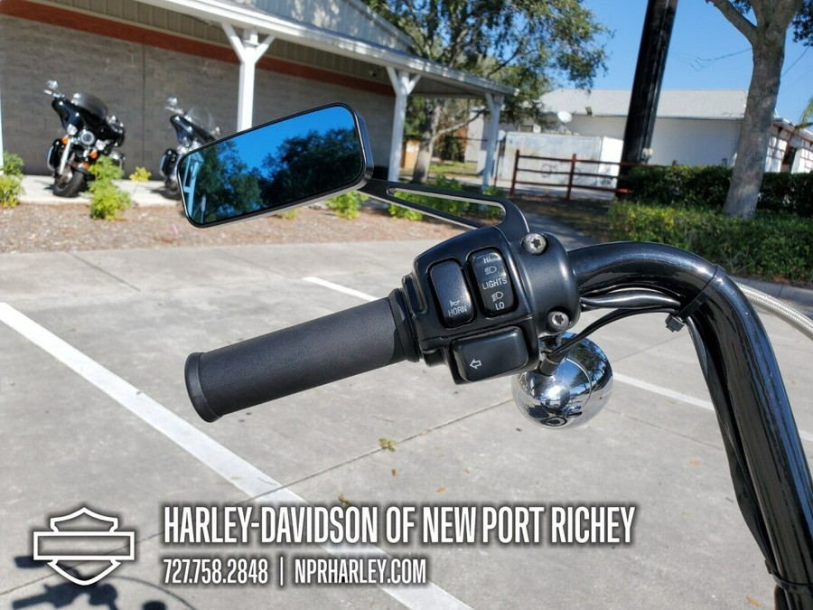 2006 Harley-Davidson 1200 Custom