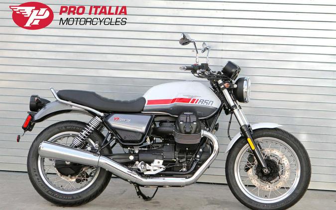 2024 Moto Guzzi V7 Special