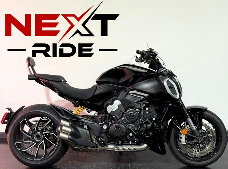 2024 Ducati Diavel V4 Black