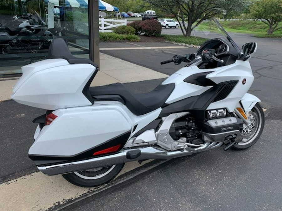 2018 Honda® Gold Wing Tour Automatic DCT Pearl White