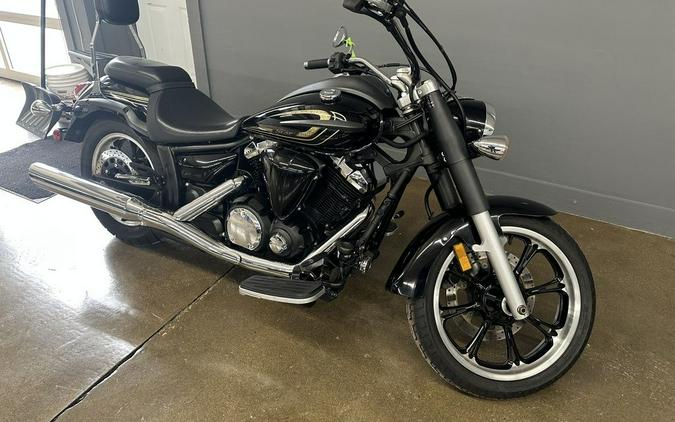 2013 Yamaha V Star 950 Tourer - U017540