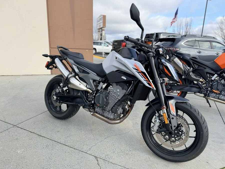 2024 KTM 790 Duke