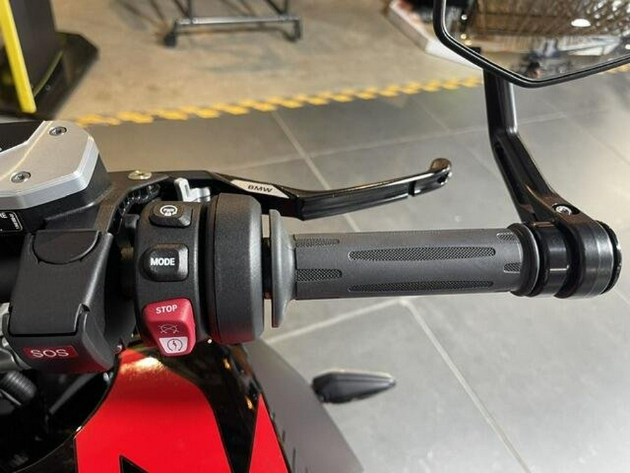 2026 BMW R 1300 R
