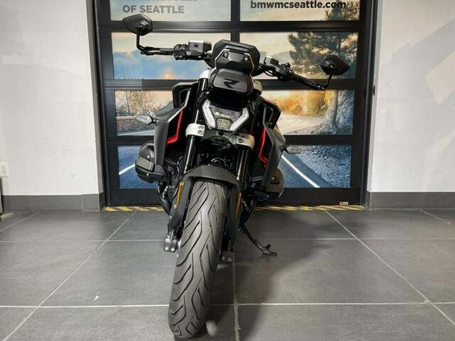 2026 BMW R 1300 R