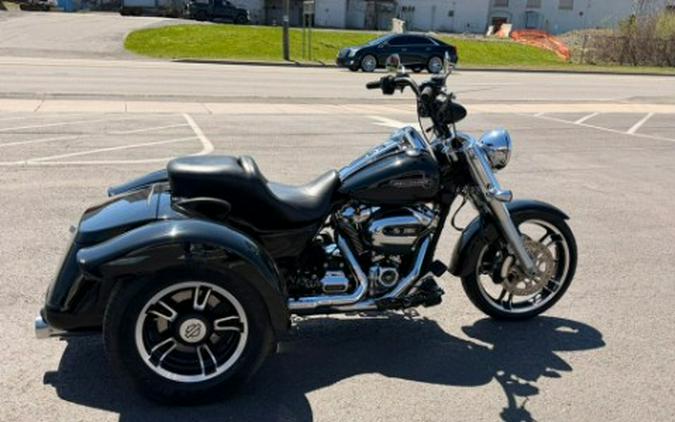 2017 Harley-Davidson Freewheeler