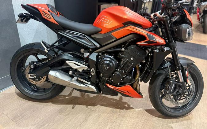 2025 Triumph Street Triple 765 R