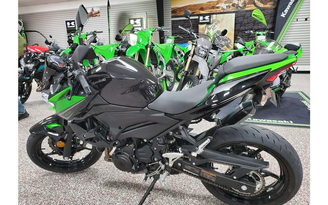 2022 Kawasaki Z400 ABS