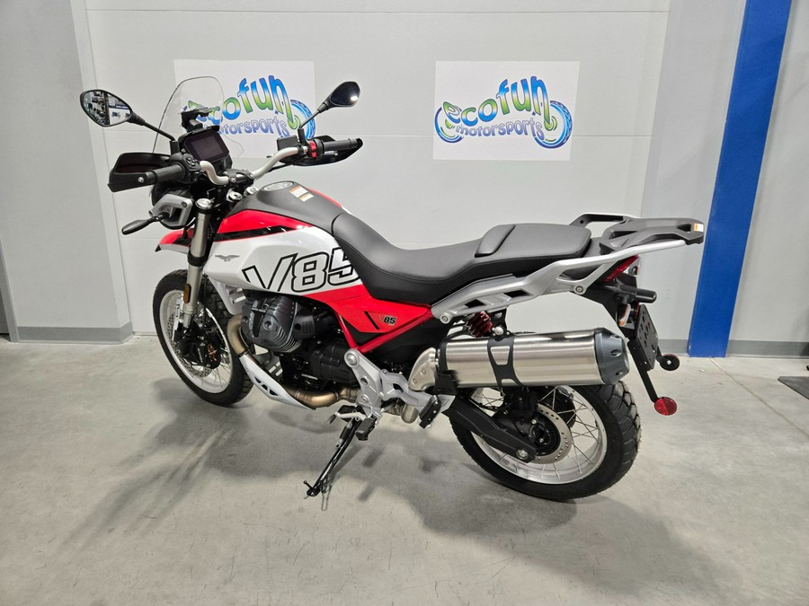 2025 Moto Guzzi V85 TT