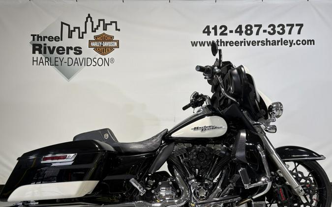 2014 Electra Glide Standard Police Black and White