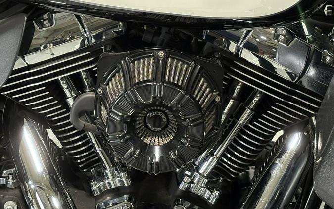 2014 Electra Glide Standard Police Black and White