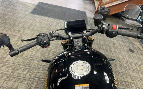2026 Yamaha XSR900