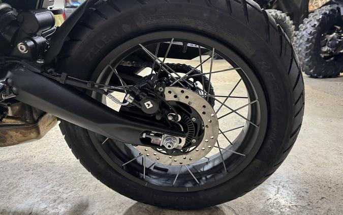 2026 Triumph Scrambler 400 XC Vanilla White