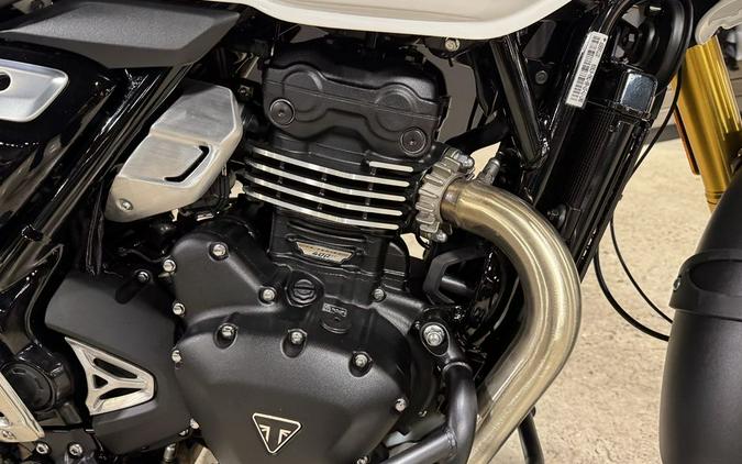 2026 Triumph Scrambler 400 XC Vanilla White