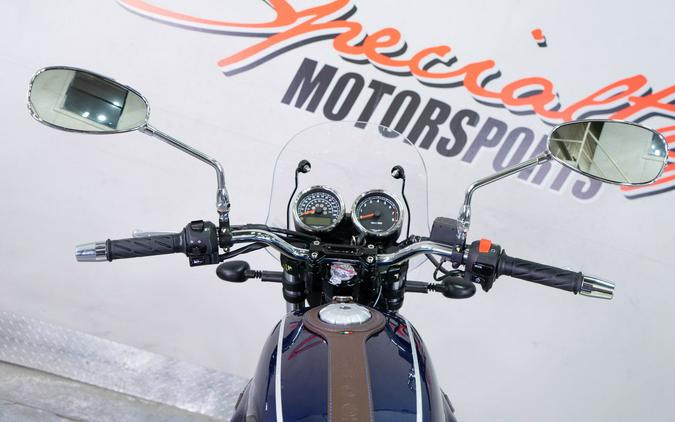 2022 Moto Guzzi V7 Special