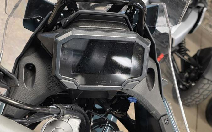 2026 Kawasaki KLE® 500 ABS SE