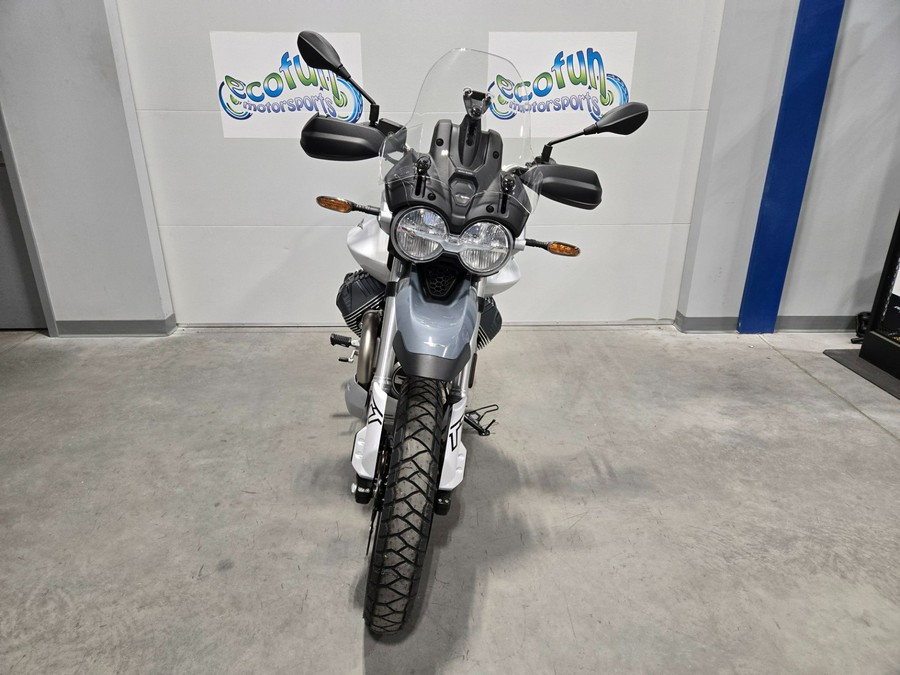 2025 Moto Guzzi V85 TT