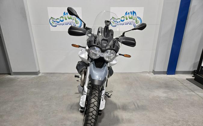 2025 Moto Guzzi V85 TT