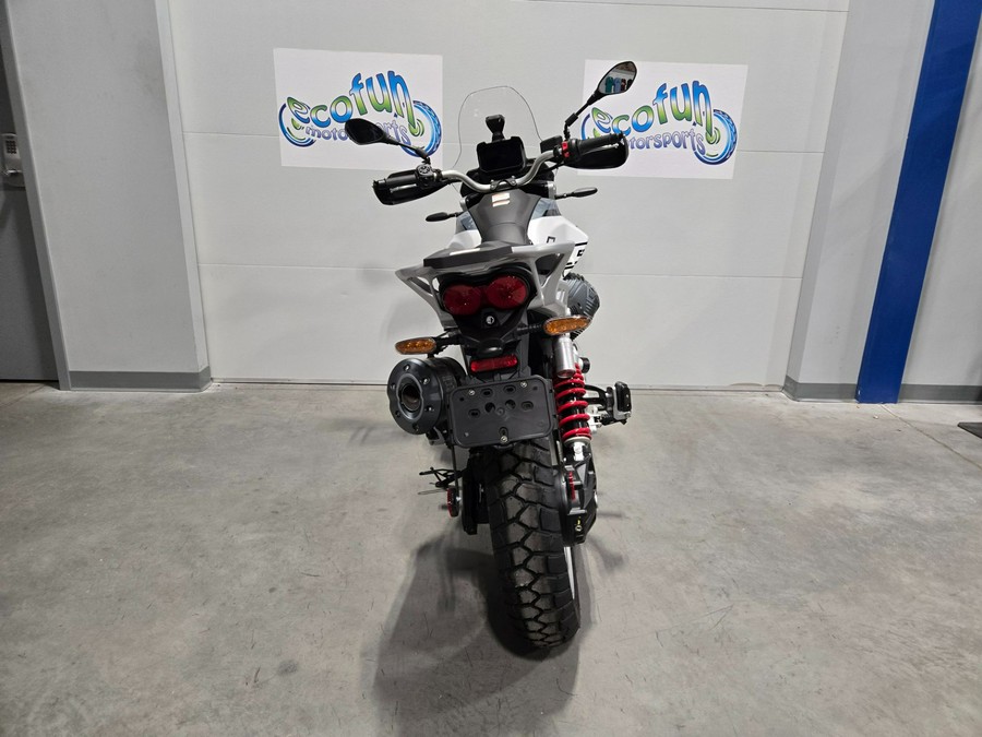 2025 Moto Guzzi V85 TT