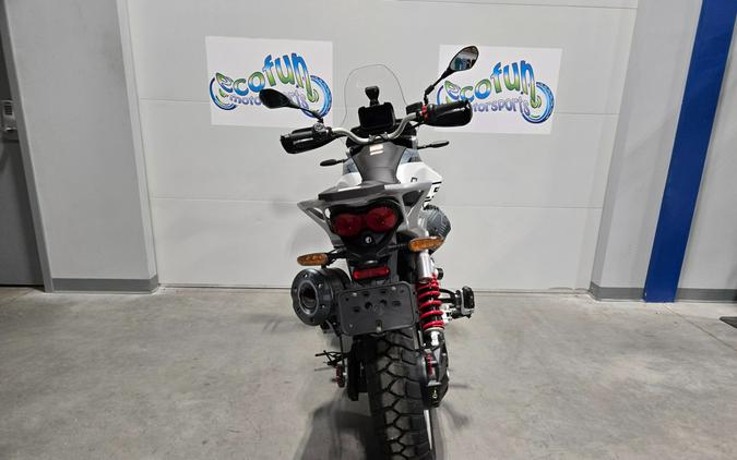 2025 Moto Guzzi V85 TT