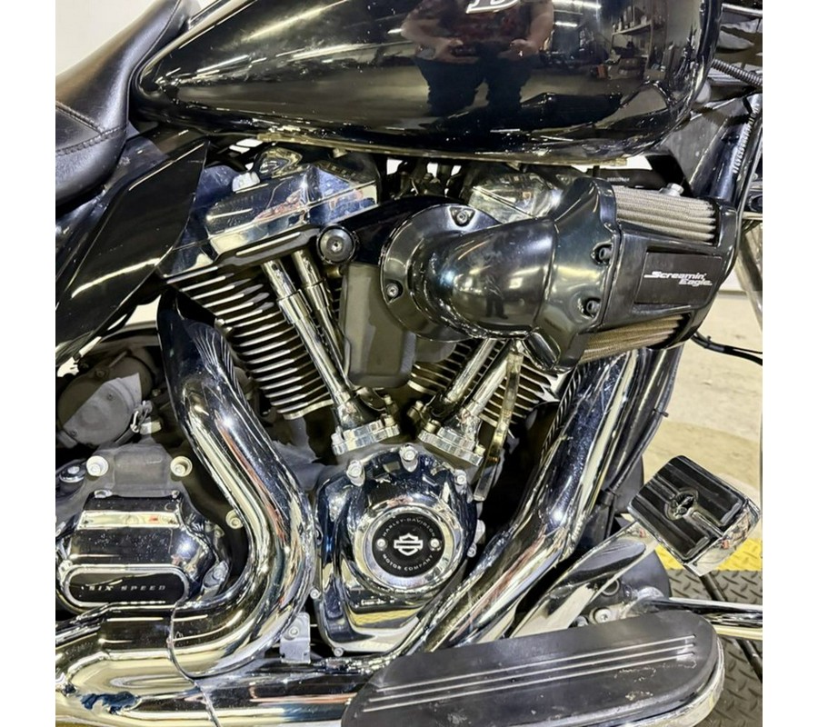 2017 Harley-Davidson® FLHXS - Street Glide® Special