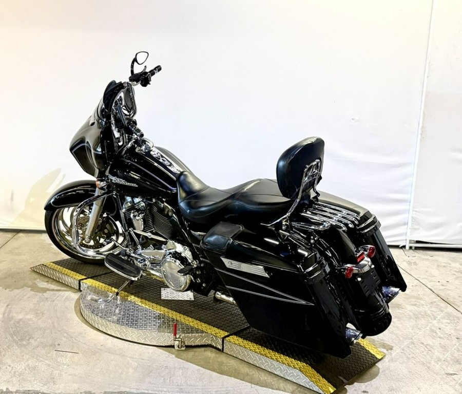 2017 Harley-Davidson® FLHXS - Street Glide® Special