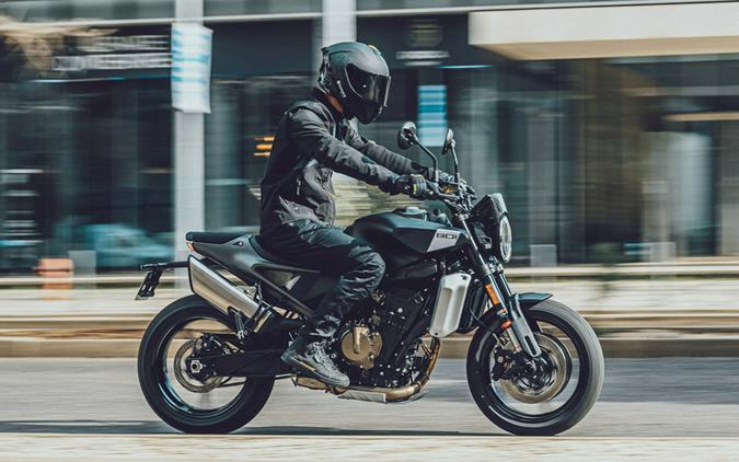 2025 Husqvarna Svartpilen 801