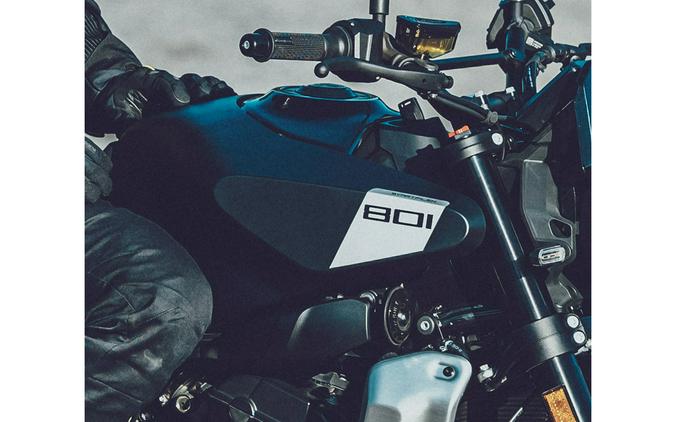 2025 Husqvarna Svartpilen 801