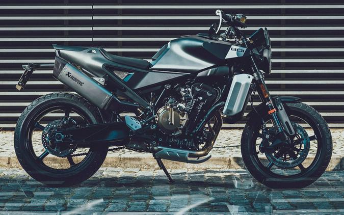 2025 Husqvarna Svartpilen 801