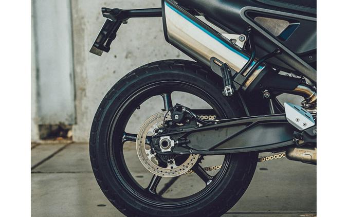 2025 Husqvarna Svartpilen 801