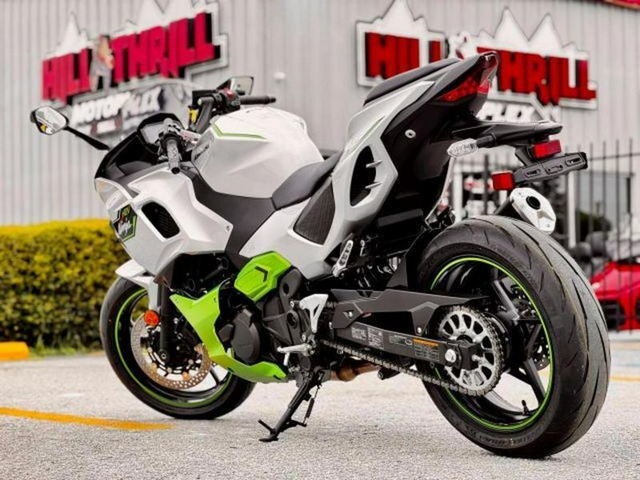 2024 Kawasaki CX500ARFNL Ninja 7 Hybrid (ABS)